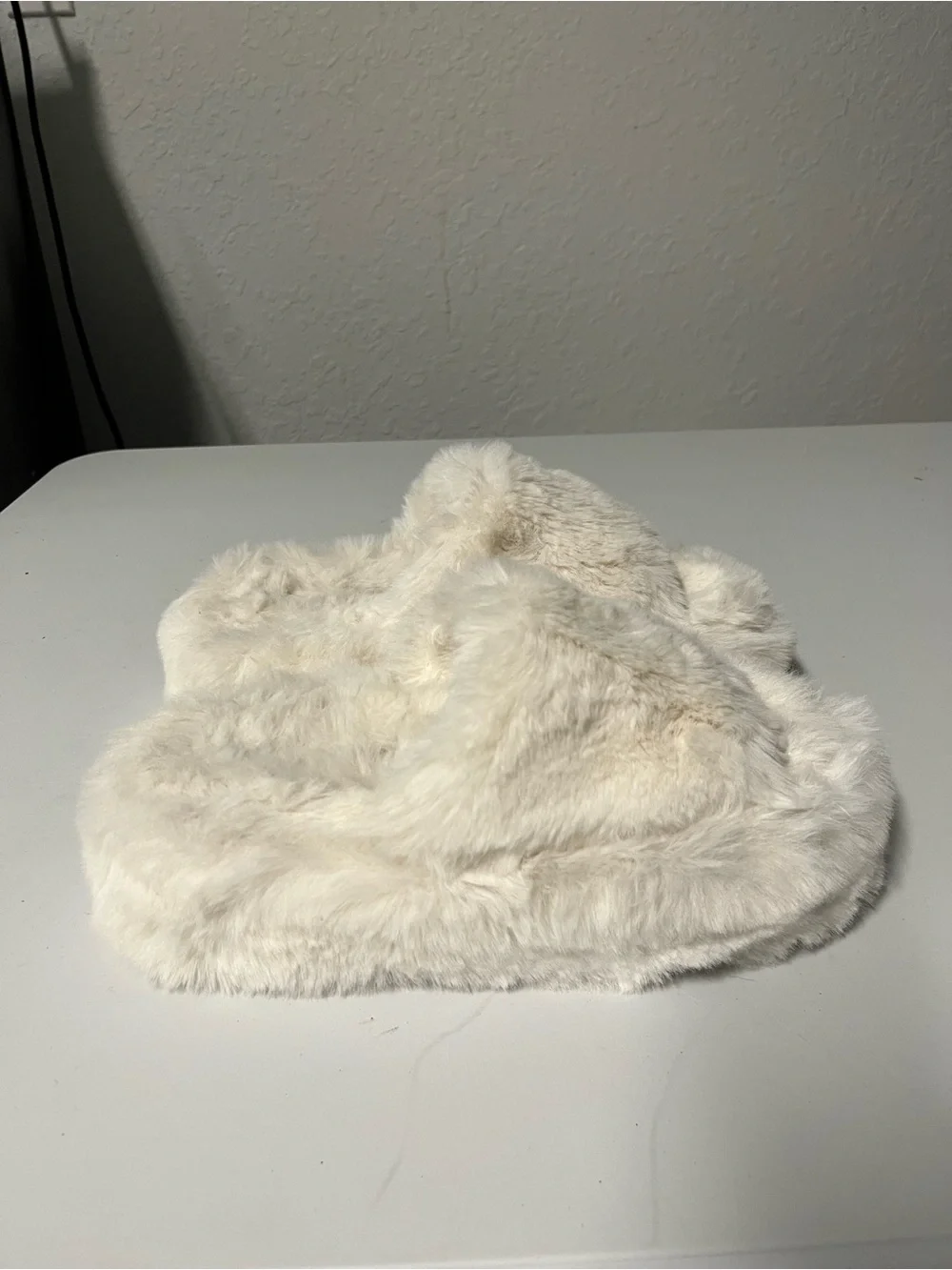 Primark Faux Fur Cream Women Slides - Cozy Winter Accessory